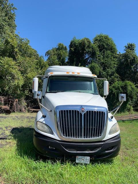 2009 International Prostar Plus Semi Tractor