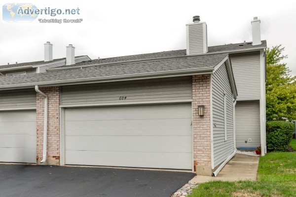 TownHouse in Deerfield in Winston Park North