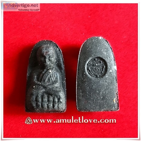 Luang phor thuad amulet