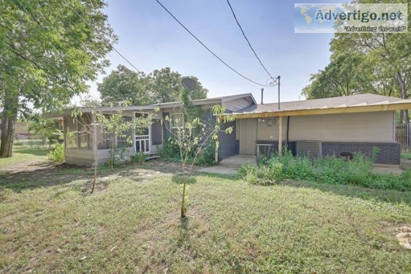 322 Beautiful remodel in Richland HIlls