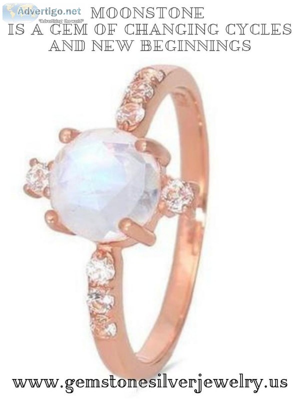 MOONSTONE RING - OPULENT