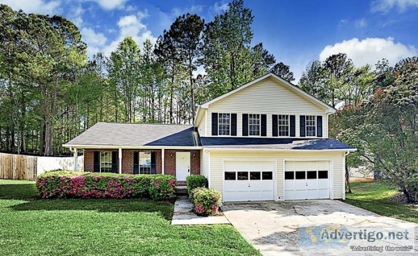 993 Cherry Laurel Dr Lithonia GA 30058