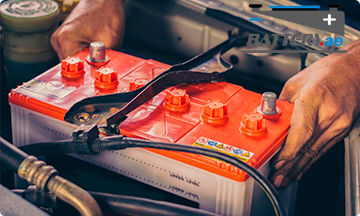 Emergency car battery service