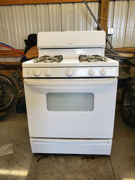 GasPropane Range Great Condition