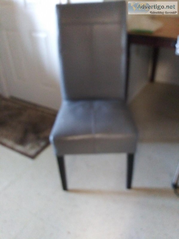 2 Dinning Room Chairs