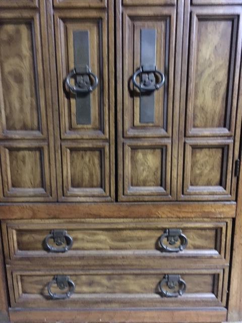 Armoire