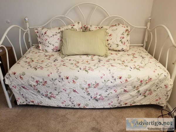 Daybed for Sale