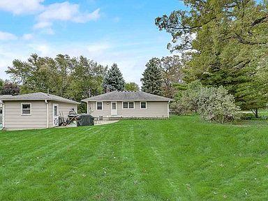 lovingly maintained Ranch home on a large level
