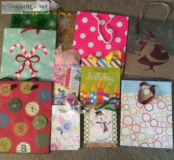 HOLIDAY GIFT BAGS