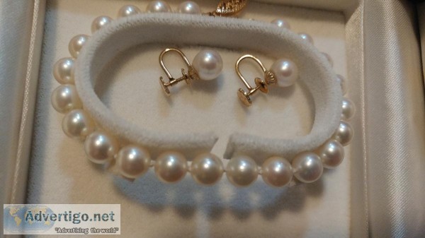 New Pearl Bracelet and Earrings