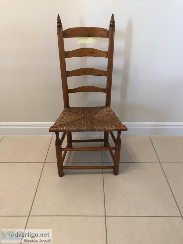 Antique Ladder-back chair - Circa 1830