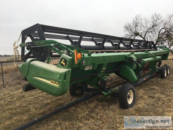 John Deere 936D Draper Header