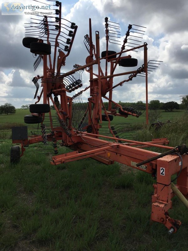 Kuhn GA 7301 Twin Rotor Rake