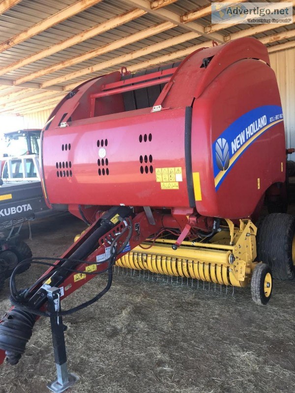 2015 New Holland 460 Roll Belt round baler