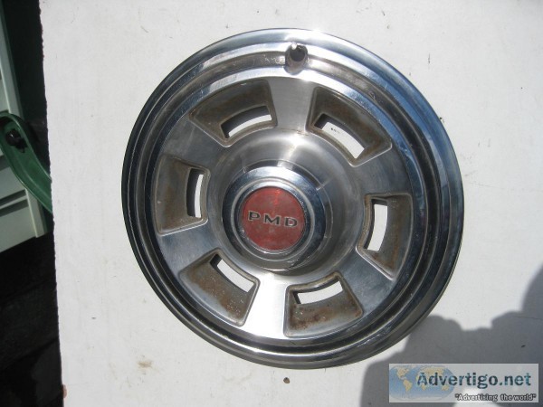 1969 FIREBIRD TEMPEST GRAND PRIX HUBCAPS