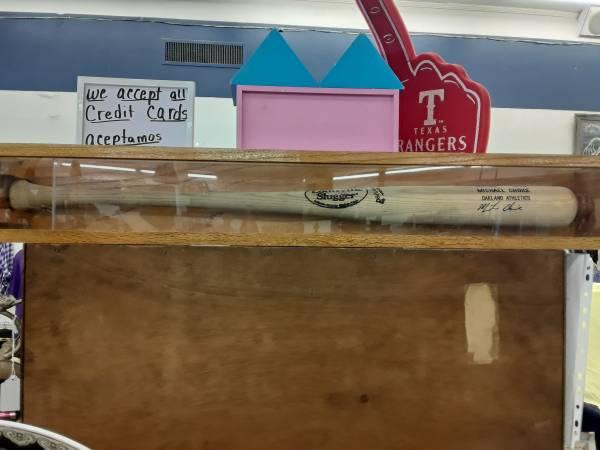 Fort Worth Native Michael Choice signed Louisville Slugger Bat