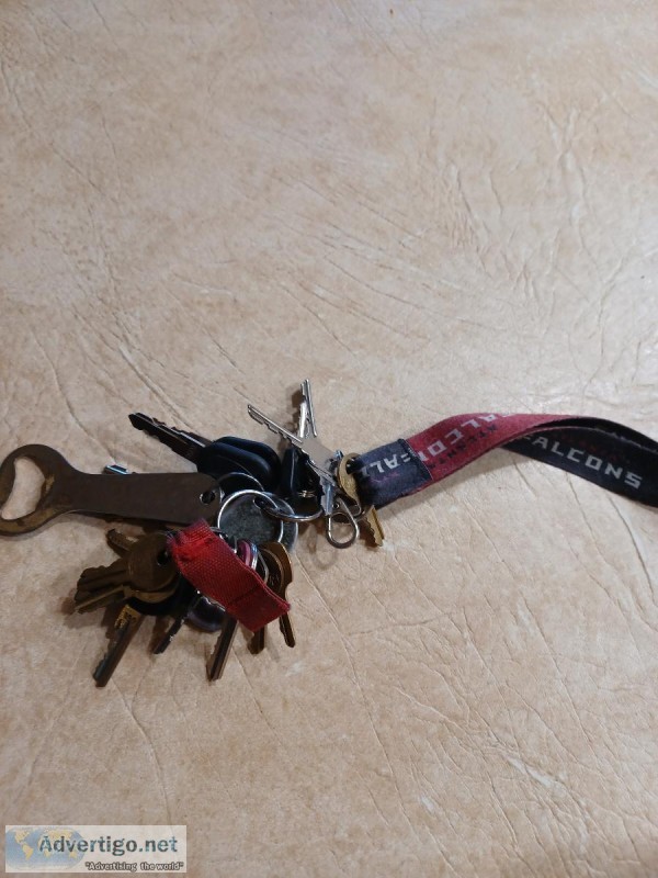 Found Keyring with several sets of keys