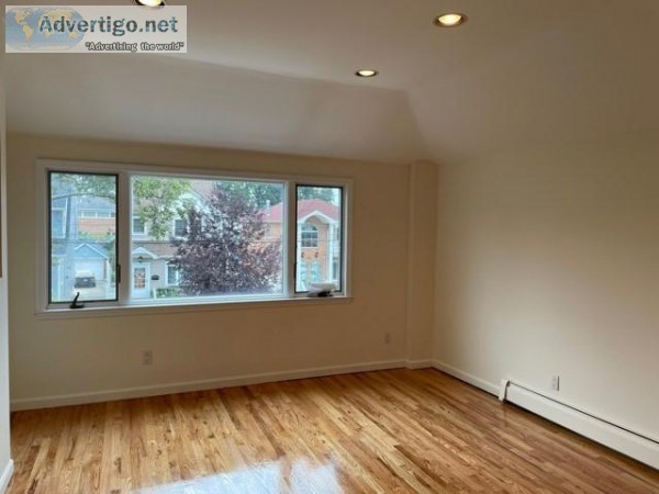 ID 1396135 Completely Renovated 2 Bedroom Apartment for Rent