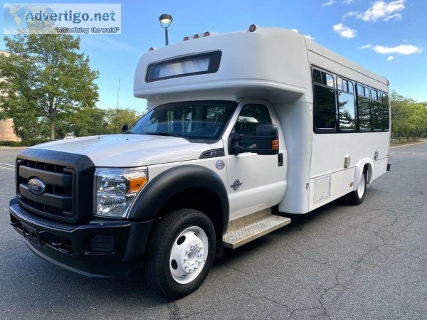 2013 Ford F-550 Shuttle Bus (A5121)