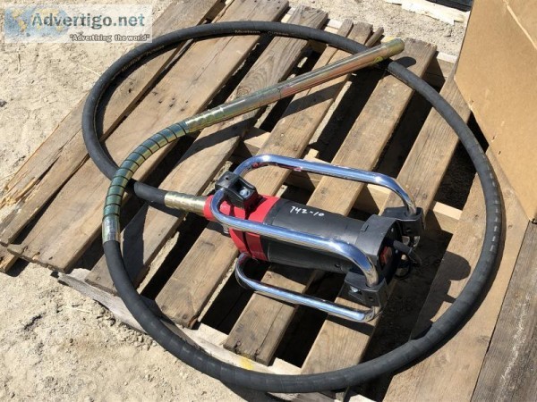 UNUSED MUSTANG CV3500 CONCRETE VIBRATOR 74205216