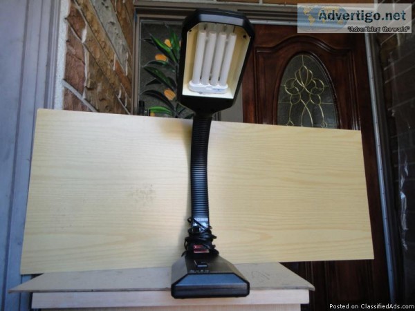 Gooseneck Sun-like bright Reading Lamp 