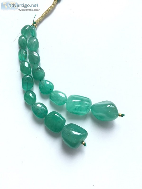 Buy emerald gemstone beads online at an attractive price