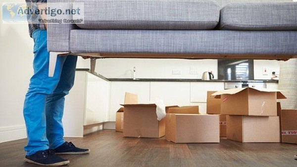 Save Money on Your Move by Hiring the Cheap Movers with Moving T