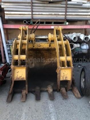 CATERPILLAR EMAQ TB-CAT320 55" Bucket