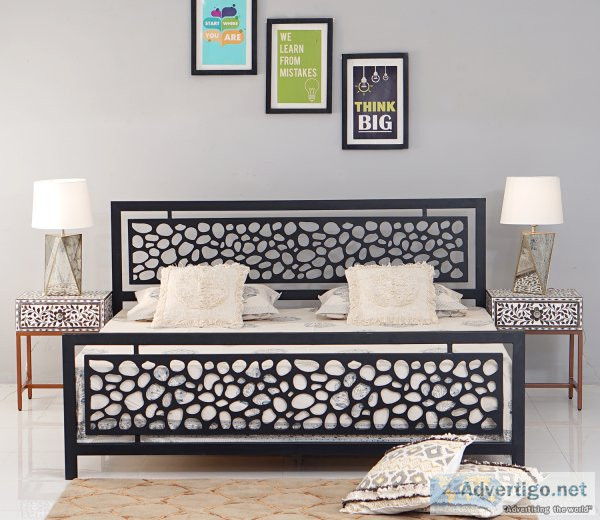 Shop hairi black metal bed online at best price on wooden street