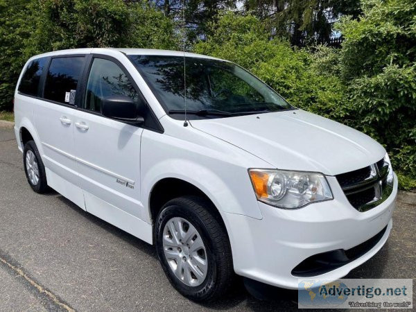 2014 Dodge Grand Caravan Handicapped Van (A5172)