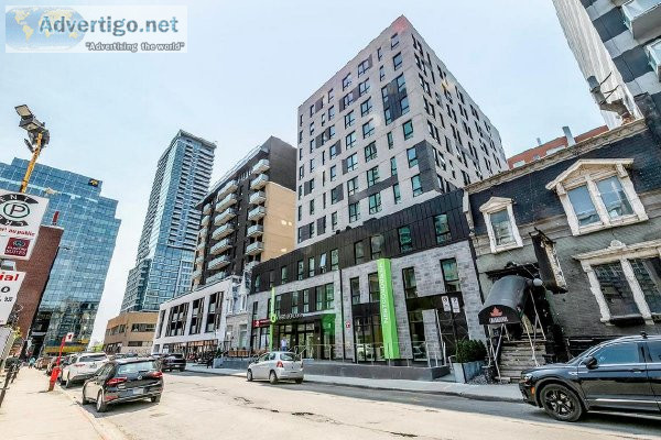 1 bedroom condo with large balcony on Crescent Golden Square Mil