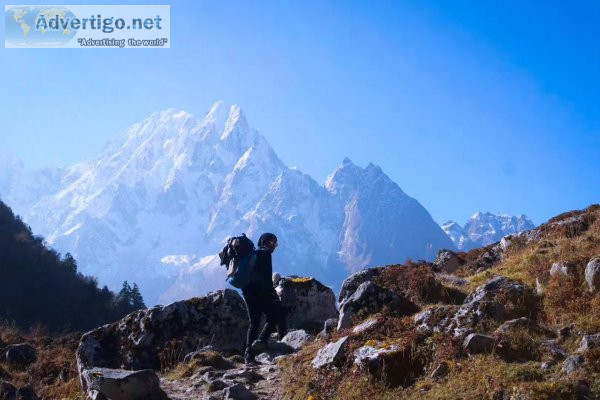 Manaslu circuit trek