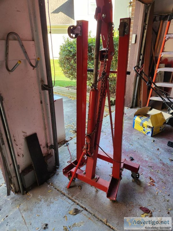 Torin Big Red 2 Ton Engine Hoist