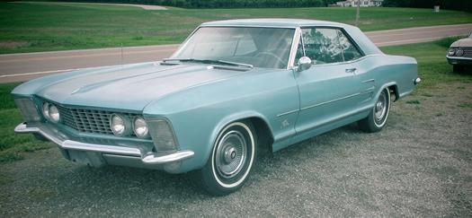 1963 BUICK RIVERA 2dr Hardtop