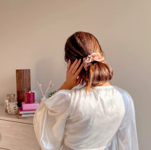 Buy hair scrunchies at best prices
