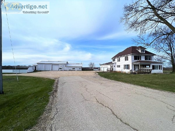 Online Auction 2 Commercial Buildings and House on 3.74- Acres