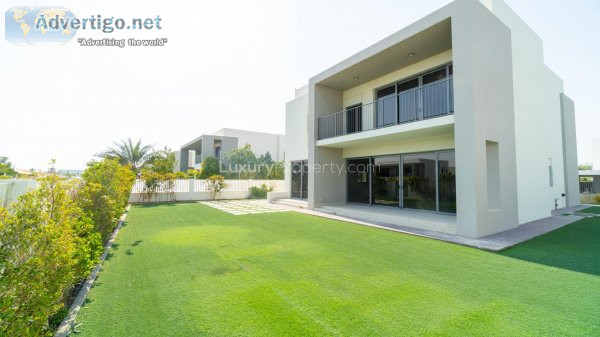 Luxury jumeirah park villas for sale in dubai