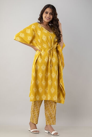 Kaftan dress: effortless elegance and comfort