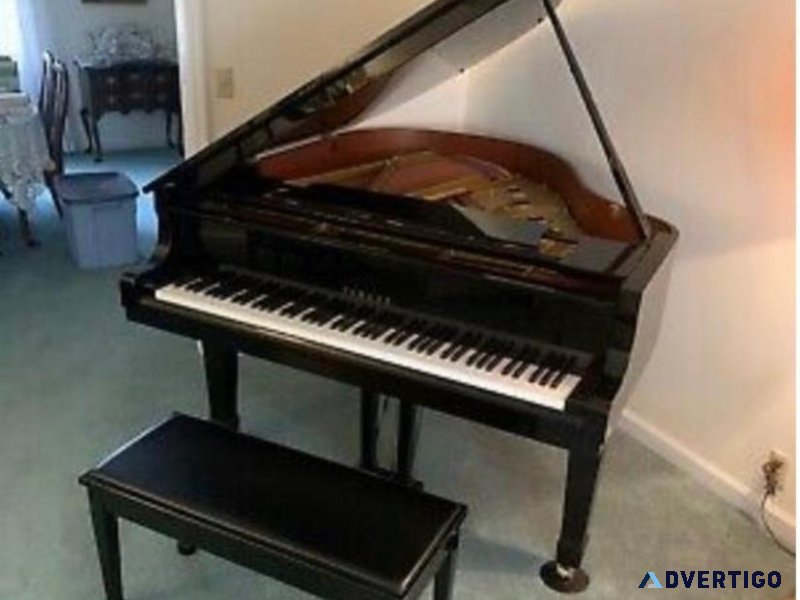 BABY GRAND PIANO