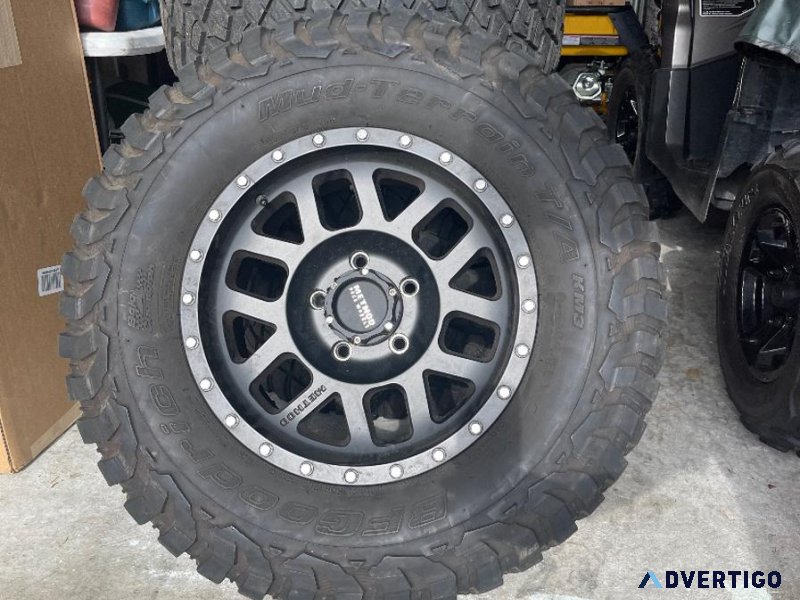 Off road truck wheels