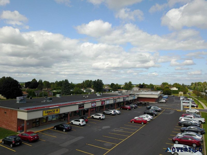 Local tr&egraves bien situé à Beloeil