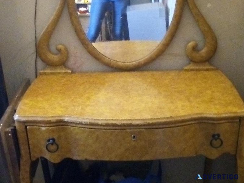 Antique Queen Anne Vanity