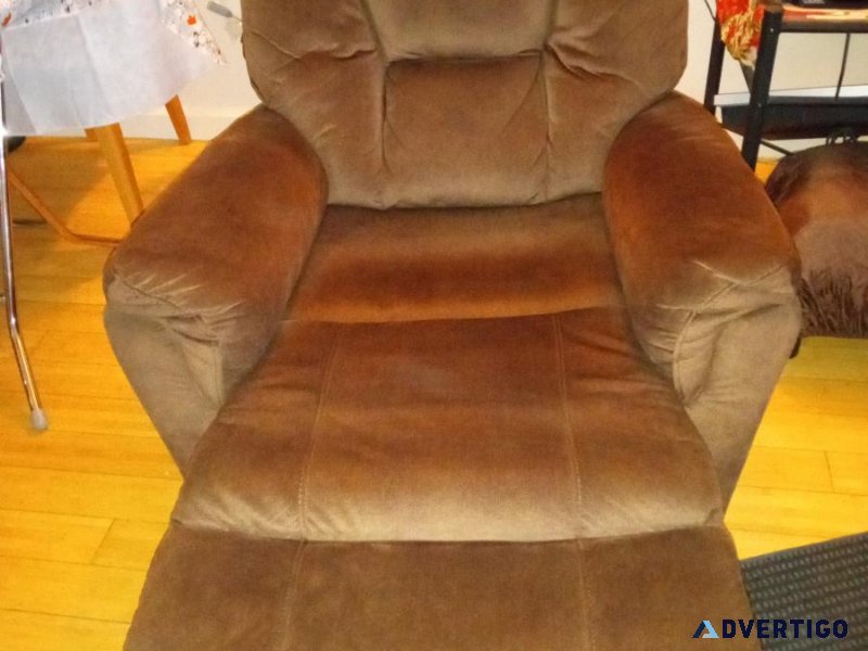 Recliner chair