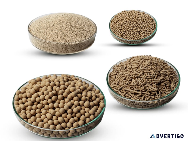 Regeneration of molecular sieve bed adsorber