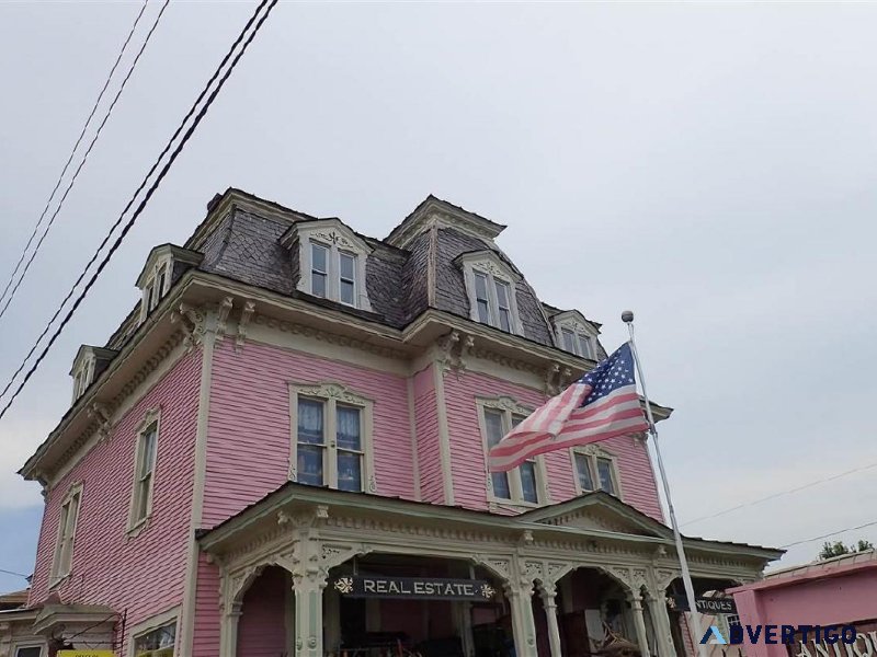 Remarkable Historical Building in Richford