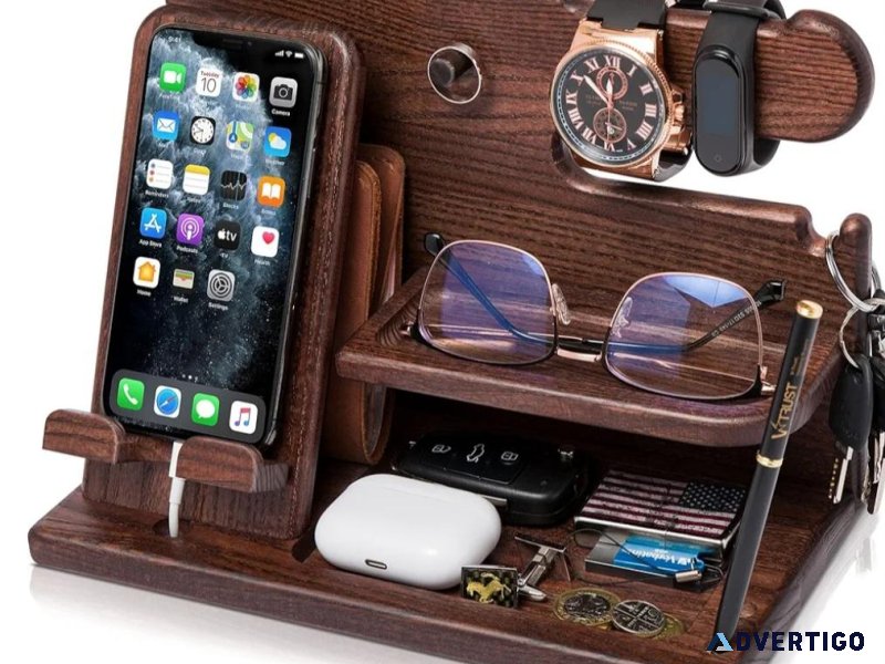 MULTIFUNCTIONAL CHARGING STATION and