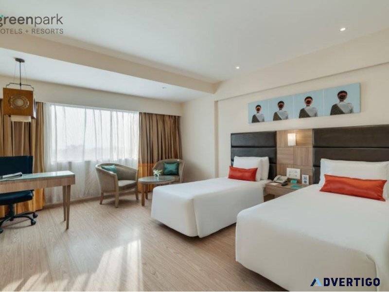 4 star hotels in vizag: Greenpark Hotel