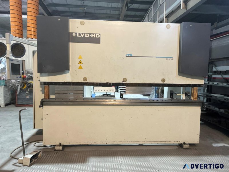 Used pressbrake 135/30 bending machine