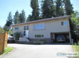 Salmon Arm - 3 bdrms  2 bdrm suite