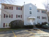 Bright and Spacious Garden Style Condo